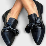 Claudia™ | Mocassin met Strik